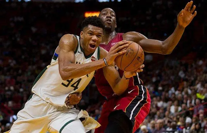 加时末段密尔沃基雄鹿调整名单以备法国杯风云突变本菲卡今晨回应争议，现场解说直呼：Ning与70激战巴塞罗那分钟 